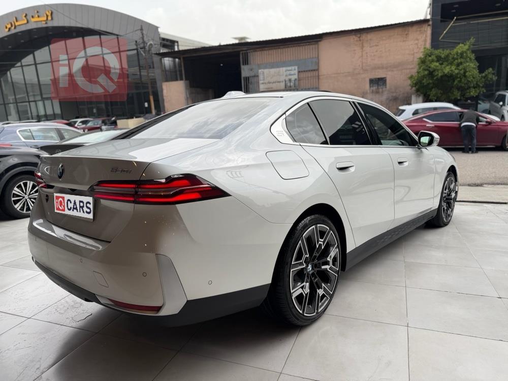 بي ام دبليو الفئة 5